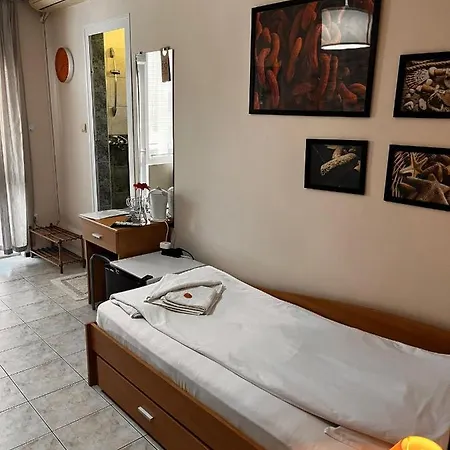 Πανσιόν Kъща за гости христина 3*