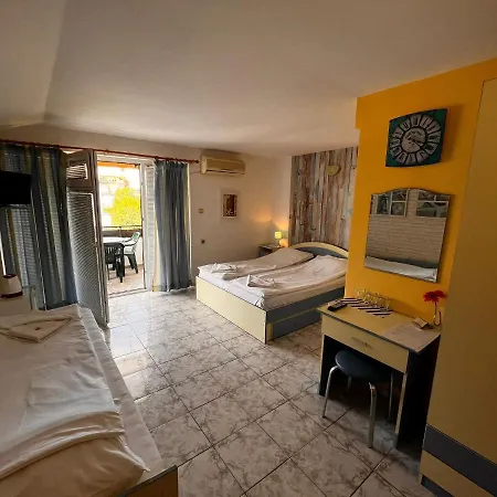 Guest house Kъща за гости христина 3*