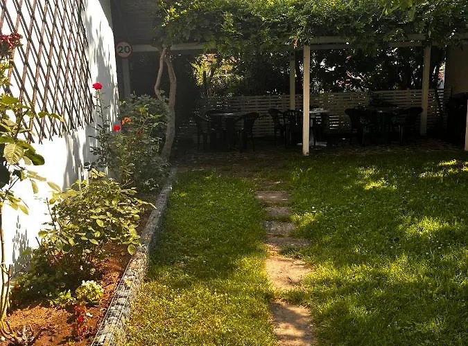 Kъща за гости христина 로제넷츠