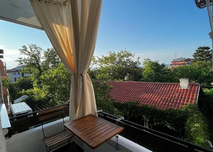 Kъща за гости христина 3* 로제넷츠