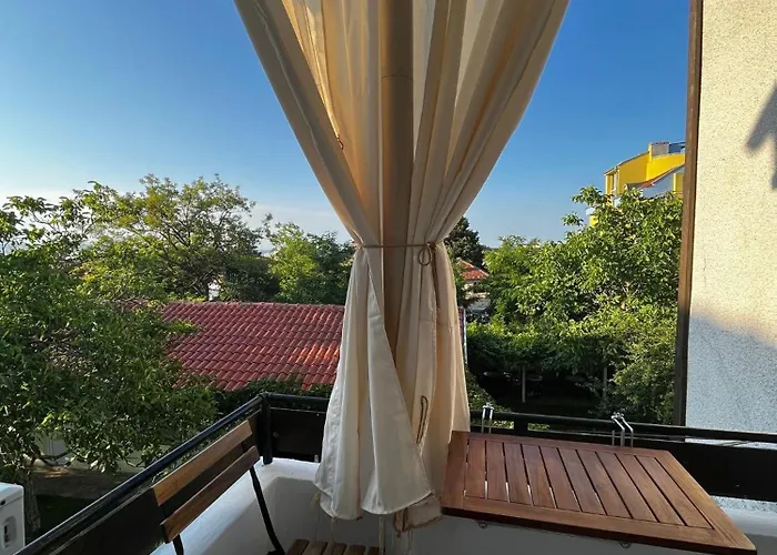 Kъща за гости христина 3* 로제넷츠